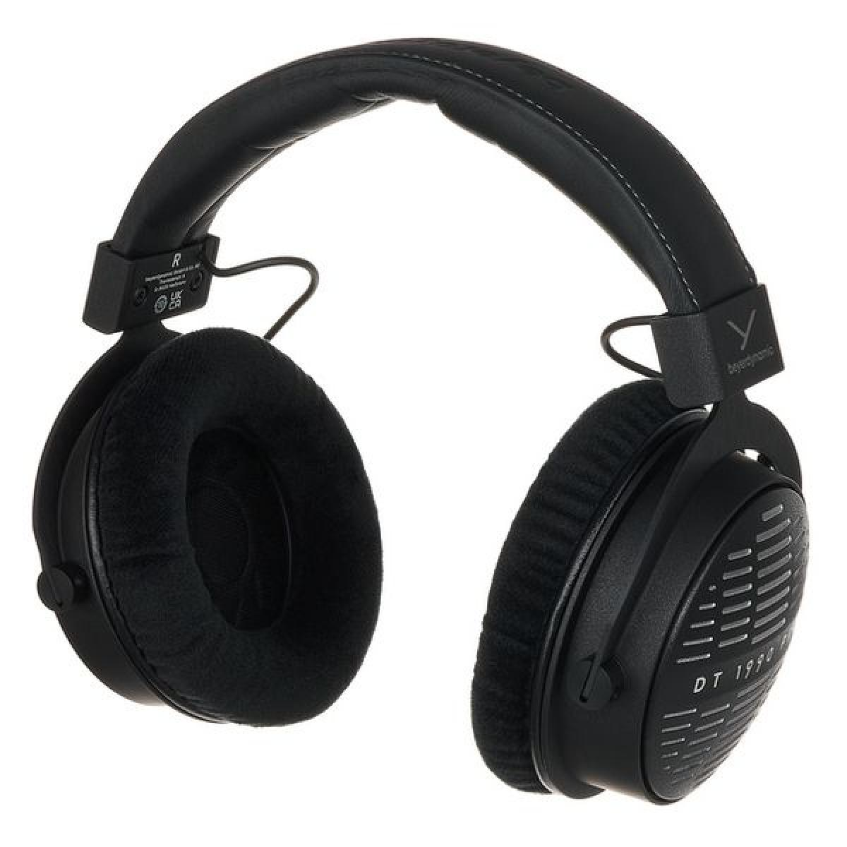 beyerdynamic-dt-1990-pro-mkii_68ffb127b6751.png