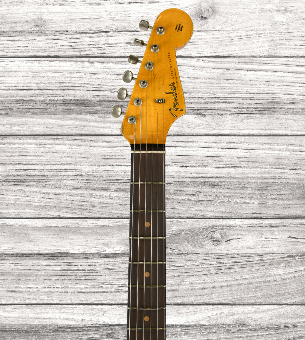 bfender-custom-shop-limited-edition-59-strat-b-super-heavy-relic-aged-vintage-white-over-chocolate-3-color-sunburst_64a6987783905.png