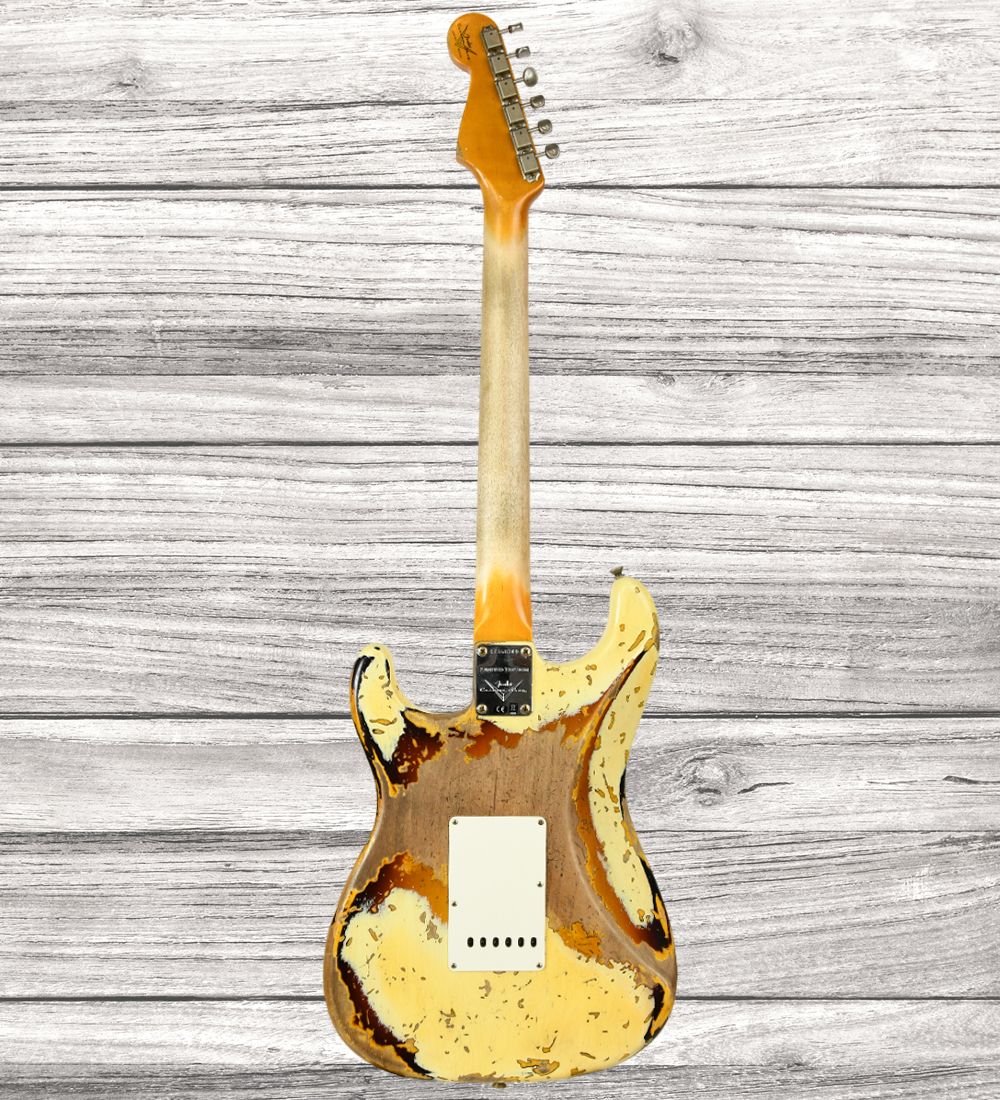 bfender-custom-shop-limited-edition-59-strat-b-super-heavy-relic-aged-vintage-white-over-chocolate-3-color-sunburst_64a69878ae07e.png