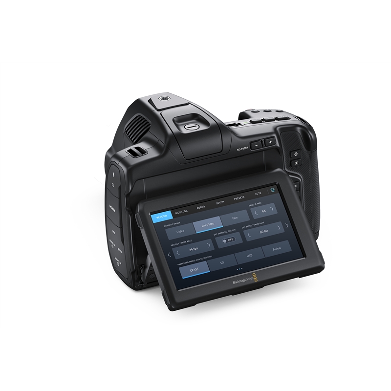 blackmagic-design-pocket-cinema-camera-6k-pro_6914991e47d1e.jpg