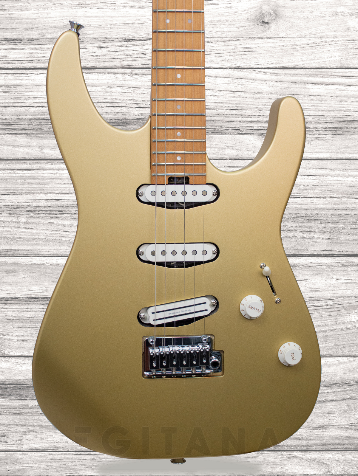 charvel-pro-mod-dk22-sss-2pt-cm-pharaohs-gold_603e7ed15f9a5.jpg