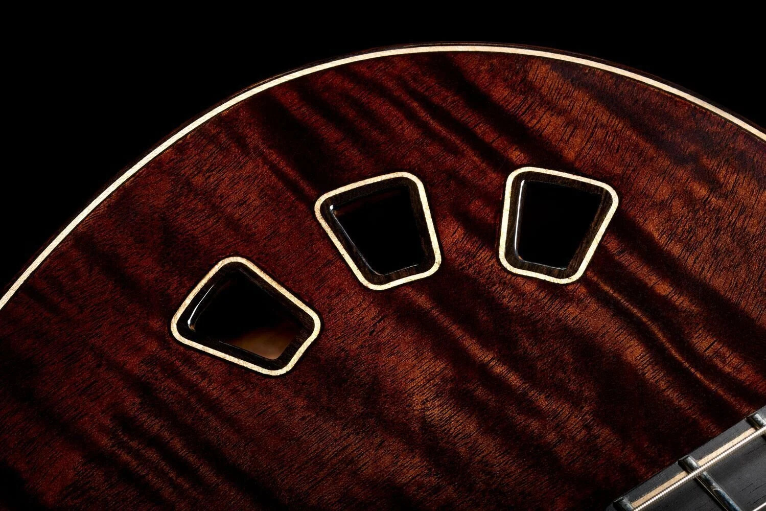 cordoba-stage-artist-habano-burst_6a730ff105169.jpg