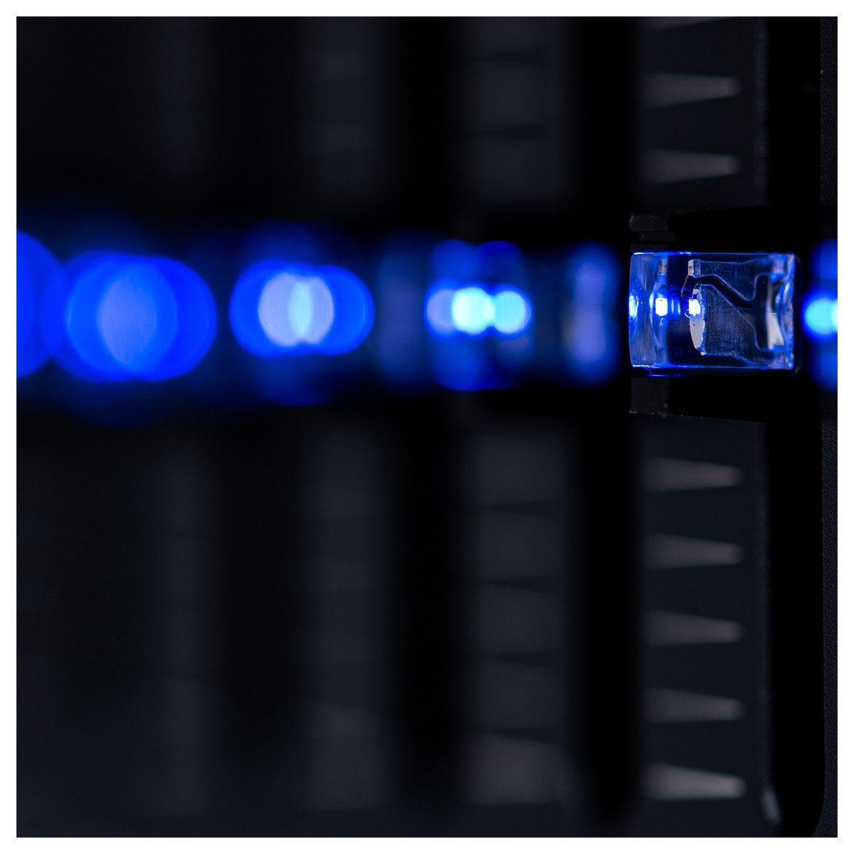 darkglass-microtubes-x-ultra_6a4f62ddedf48.jpg