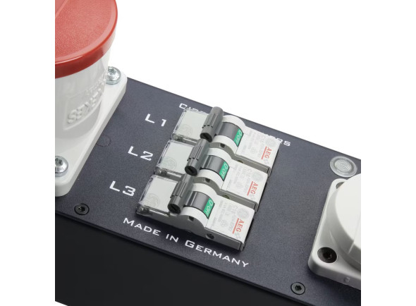adam-hall-rack-pdu-9-cee-fi_6878f4d411bda.jpg