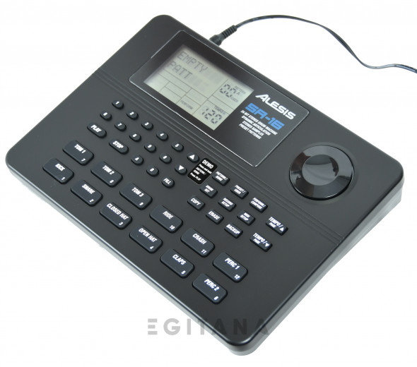 alesis-sr16_61276e09ca367.jpg