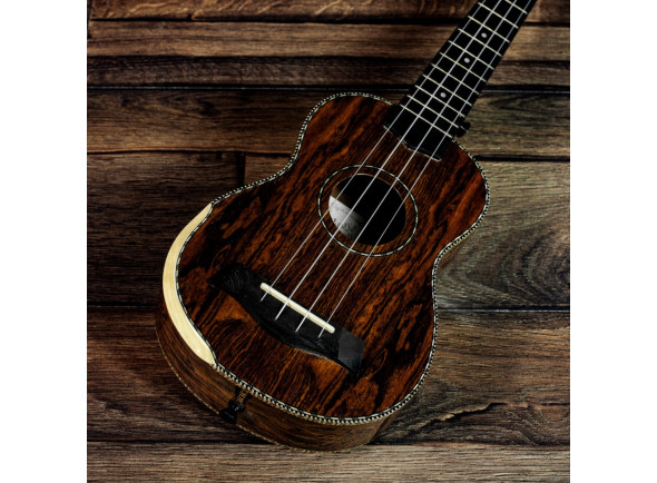 barnes-mullins-soprano-ukulele-becote_6915b7c69c21d.jpg