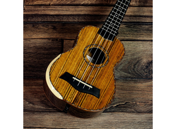 barnes-mullins-soprano-ukulele-walnut_6915aa7ca0591.jpg