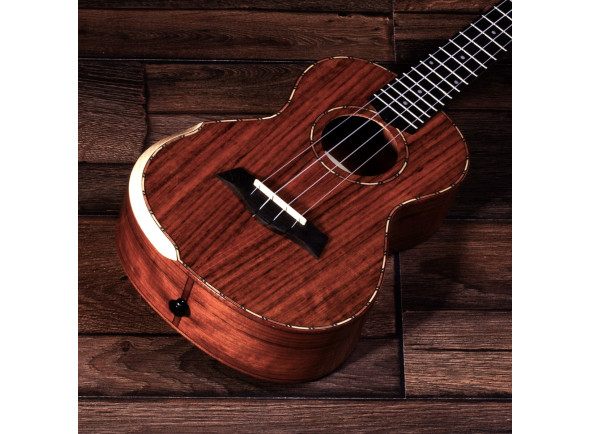 barnes-mullins-tenor-ukulele-walnut_6915ae3d2dd52.jpg