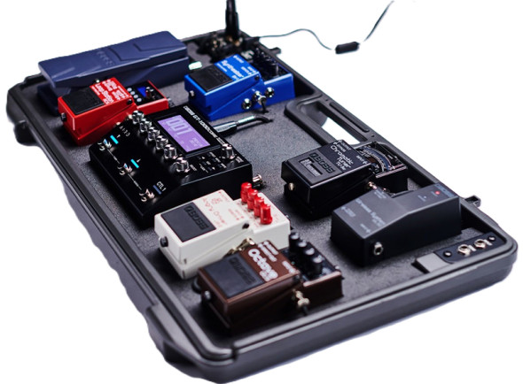bboss-bcb-90x-pedalboard-para-pedais-compactos-e-pedaleiras-de-efeitos-para-guitarra-eletrica-e-baixo-loopers-loop-stations-b_6ae4704125b7a.jpg