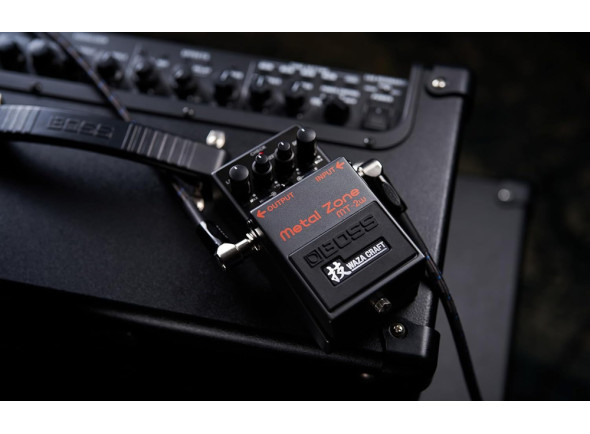 bboss-mt-2w-pedal-metal-zone-distorcao-edicao-especial-waza-craft-b_682c72bdce821.jpg