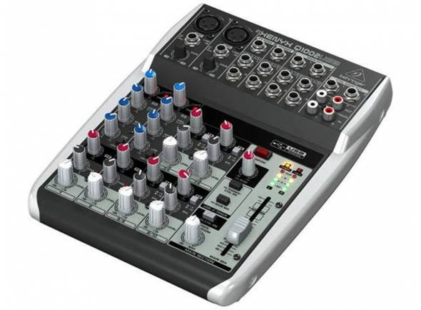 behringer-q1002usb_595d295dd7d0e.jpg