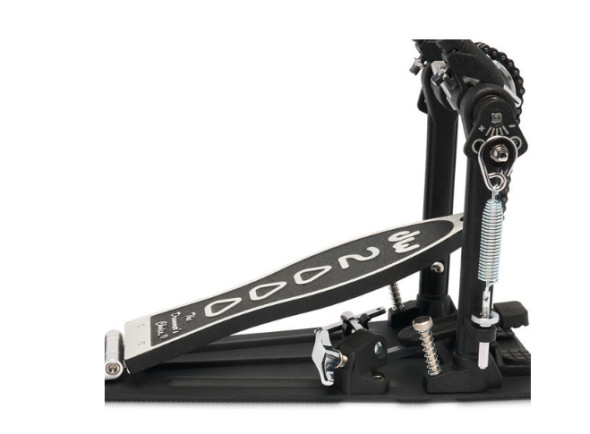 dw-2002a-double-bass-drum-pedal_68ac71abc76e5.jpg