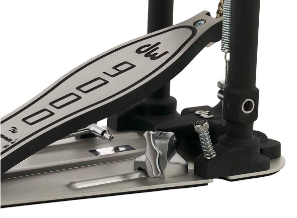 dw-9002-double-pedal_6863ebf310357.jpg
