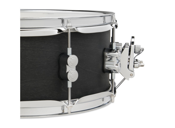 dw-pdp-14x55-concept-maple-black-wax-snare-drum-pdsn5514bwcr_678011e25b600.jpg