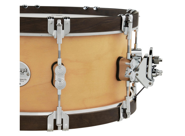 dw-pdp-14x65-concept-maple-classic-natural-walnut-snare-drum-pdcc6514ssnw_6780151af3b4d.jpg