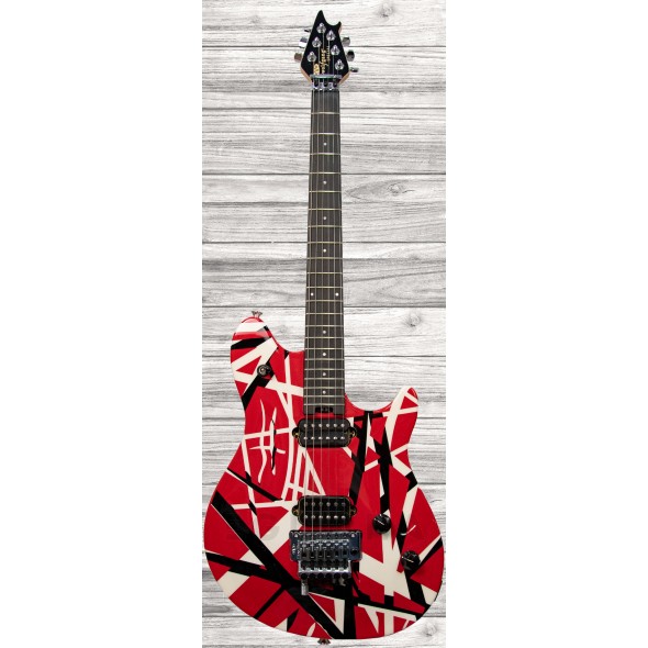 evh-wolfgang-special-striped-ebony-red-black-white-stripes_5f5b5321cfccf.jpg