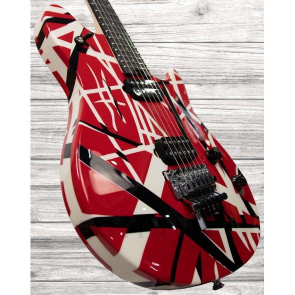 evh-wolfgang-special-striped-ebony-red-black-white-stripes_5f5b5325dd714.jpg