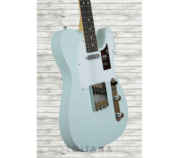 fender-american-perf-telecaster-rw-satin-sonic-blue_60f8426dd75f7.jpg