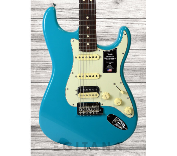 fender-american-pro-ii-strat-hss-mbl_635025d160907.jpg