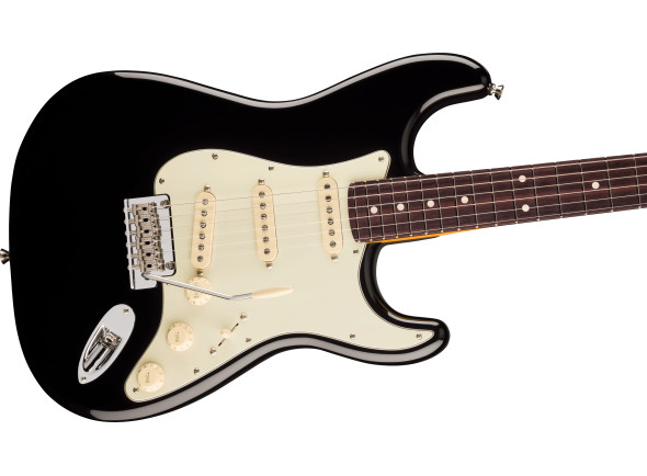 fender-american-professional-stratocaster-rw-black_6ace48ac14649.jpg