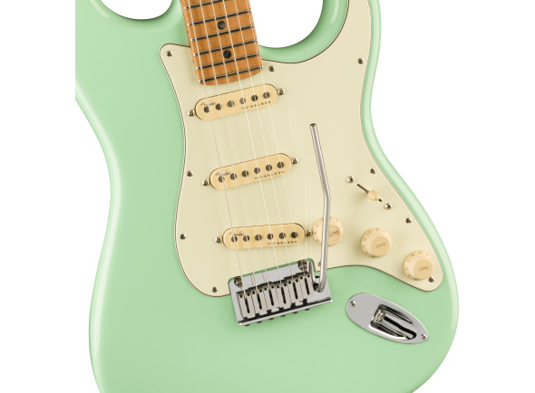 fender-american-ultra-stratocaster-maple-fingerboard-surf-green_65c5067a43518.jpg