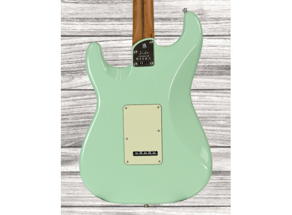 fender-american-ultra-stratocaster-maple-fingerboard-surf-green_66794ae144507.jpg