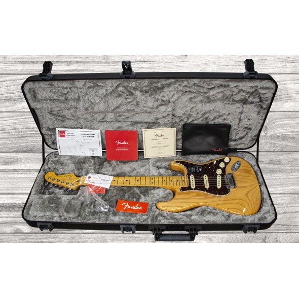 fender-american-ultra-stratocaster-mn-aged-natural_5f15ced25c78b.jpg