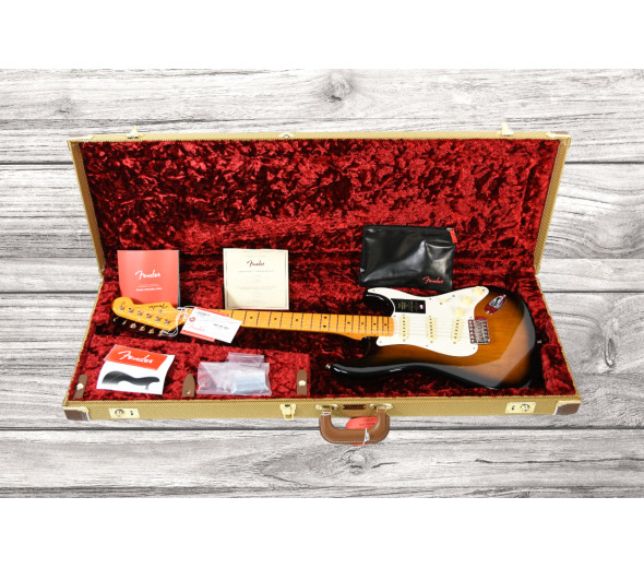 fender-american-vintage-ii-1957-maple-fingerboard-2-color-sunburst_641879cc69bff.jpg