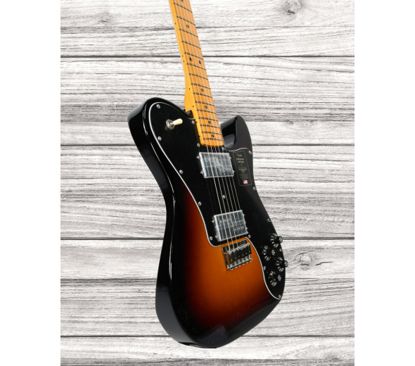 fender-american-vintage-ii-1975-deluxe-maple-fingerboard-3-color-sunburst_641c8e6818b32.jpg