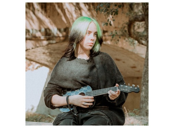 fender-billie-eilish-concert-ukulele_5f7f13ca57ae5.jpg