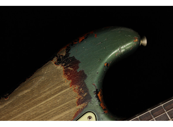 fender-custom-1963-stratocaster-heavy-relic-masterbuilt-dale-wilson_6a33c8755c02f.jpg