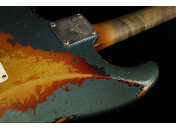 fender-custom-1963-stratocaster-heavy-relic-masterbuilt-dale-wilson_6a33c8841bc17.jpg