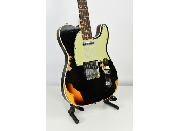 fender-custom-shop-1960-custom-heavy-relic-aged-black-chocolate-3-color-sunburst_66a1136491829.jpg