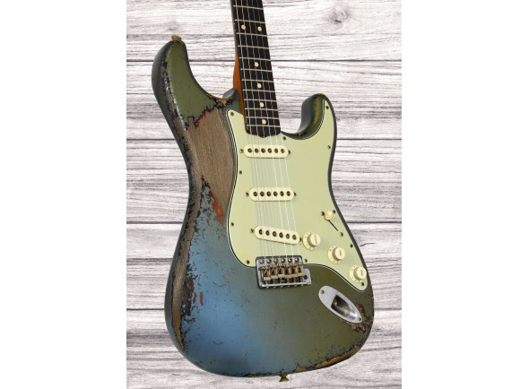 fender-custom-shop-1963-stratocaster-heavy-relic-masterbuilt-dale-wilson_6a3d2b4023160.jpg