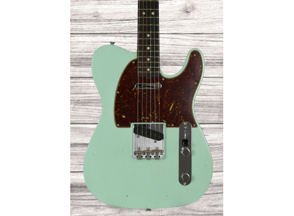 fender-custom-shop-1963-telecaster-journeyman-relic-aged-surf-green_6a3d2f6467459.jpg