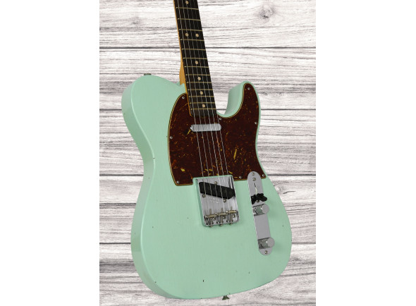 fender-custom-shop-1963-telecaster-journeyman-relic-aged-surf-green_6a3d2f670445e.jpg