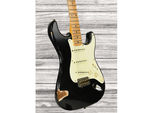 fender-custom-shop-56-strat-relic-black_6669c957abc19.jpg