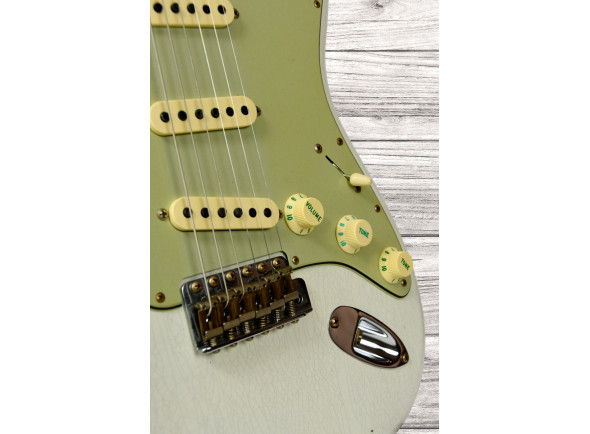 fender-custom-shop-64-stratocasterjourneyman-relic-aged-olympic-white_66e30cc70f64b.jpg