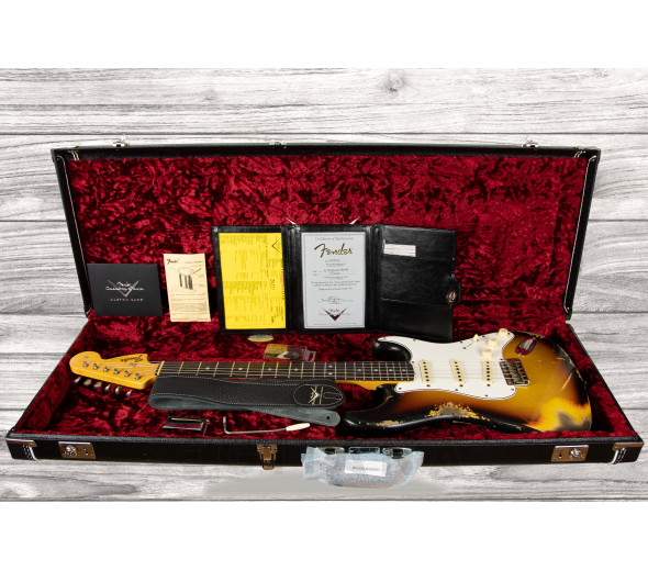 fender-custom-shop-67-stratocaster-heavy-relic-faded-aged-3-colour-sunburst_609d547026d26.jpg