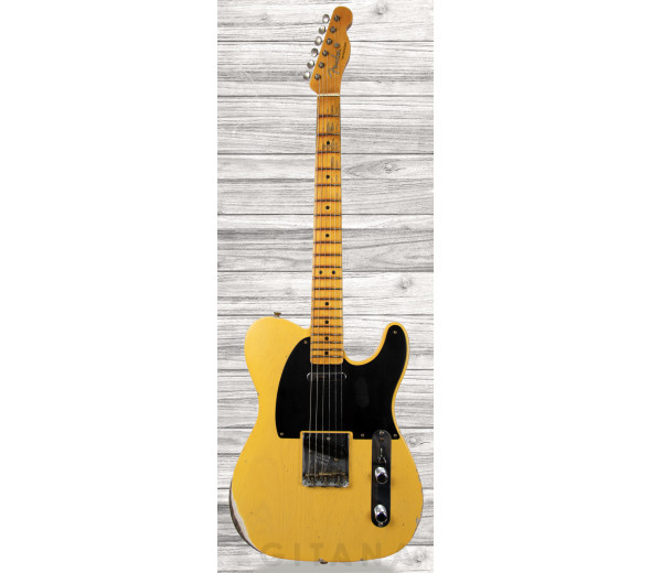 fender-custom-shop-70th-anniversary-relic-broadcaster-aged-blonde_606c8764cf91f.jpg