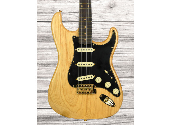 fender-custom-shop-limited-edition-62-stratocaster-journeyman-relic-aged-natural_67925ba57472c.jpg