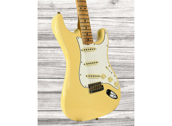 fender-custom-shop-limited-edition-69-strat-journeyman-relic-aged-vintage-white_65b788ebc21bd.jpg