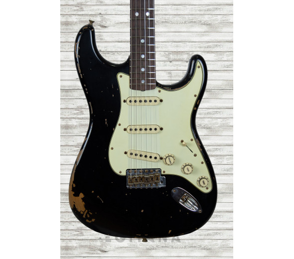 fender-custom-shop-michael-landau-signature-1968-relic-black_60fff93778b67.jpg