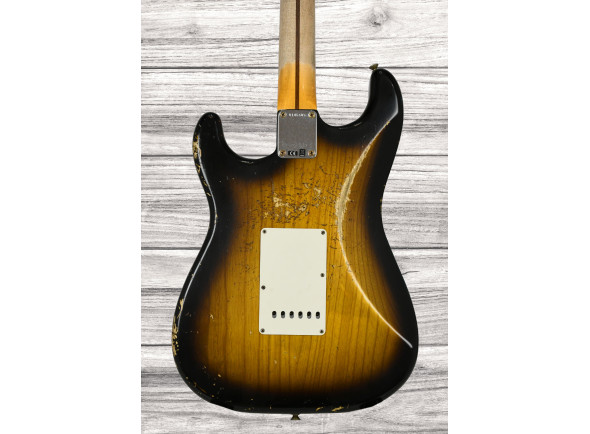 fender-custom-shop-stratocaster-1957-heavy-relic-aged-2-color-sunburst_6a3d4ee2dd3de.jpg