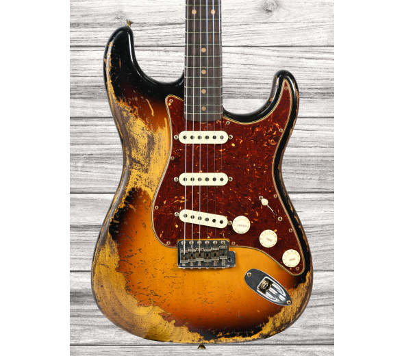 fender-limited-edition-roasted-61-super-heavy-relic-flat-lam-rosewood-fingerboard-aged-3-color-sunburst_63d7d452183e8.jpg