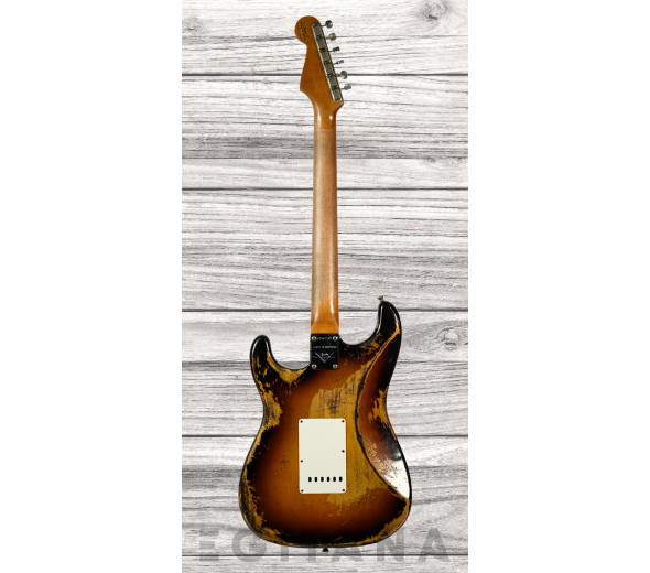 fender-limited-edition-roasted-61-super-heavy-relic-flat-lam-rosewood-fingerboard-aged-3-color-sunburst_63d7d45910bc8.jpg