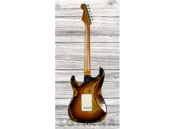 fender-limited-edition-roasted-61-super-heavy-relic-flat-lam-rosewood-fingerboard-aged-3-color-sunburst_63d7d485da76f.jpg