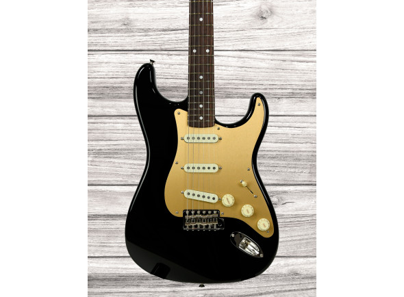 fender-limited-edition-roasted-stratocaster-special-nos-aged-black_683f052d0bfb8.jpg