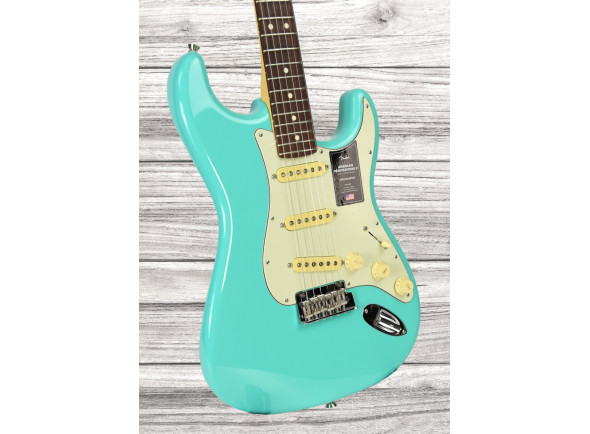 fender-ltd-am-pro-ii-strat-rw-sfg_667998bbe35a0.jpg