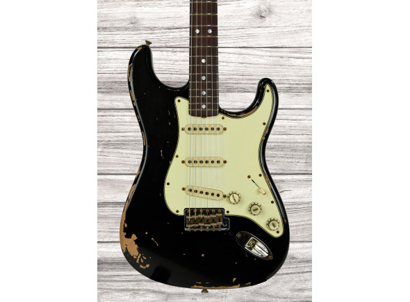 fender-michael-landau-signature-1968-stratocaster-round-laminated-rosewood-black_679bba5b28a1d.jpg